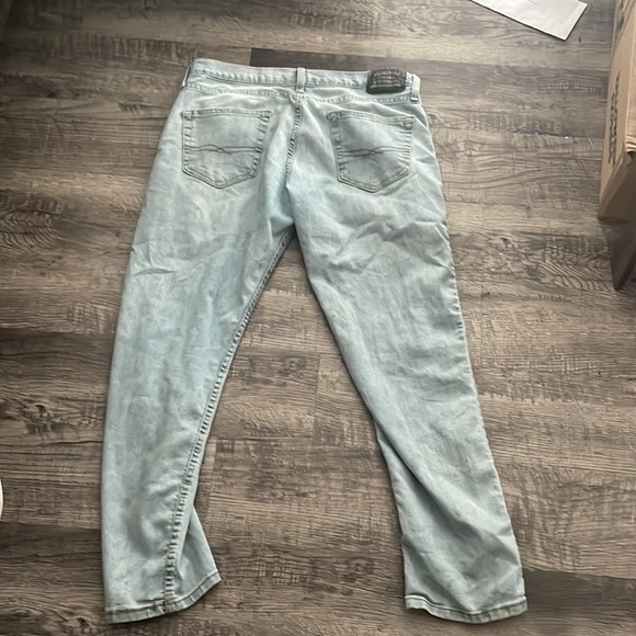 Signature Levi Strauss & Co. 34W 30L Jeans - Picture 4 of 7